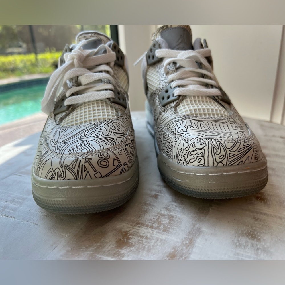 Nike Air Jordan 4 Laser 4y Sneakers - Picture 2 of 11